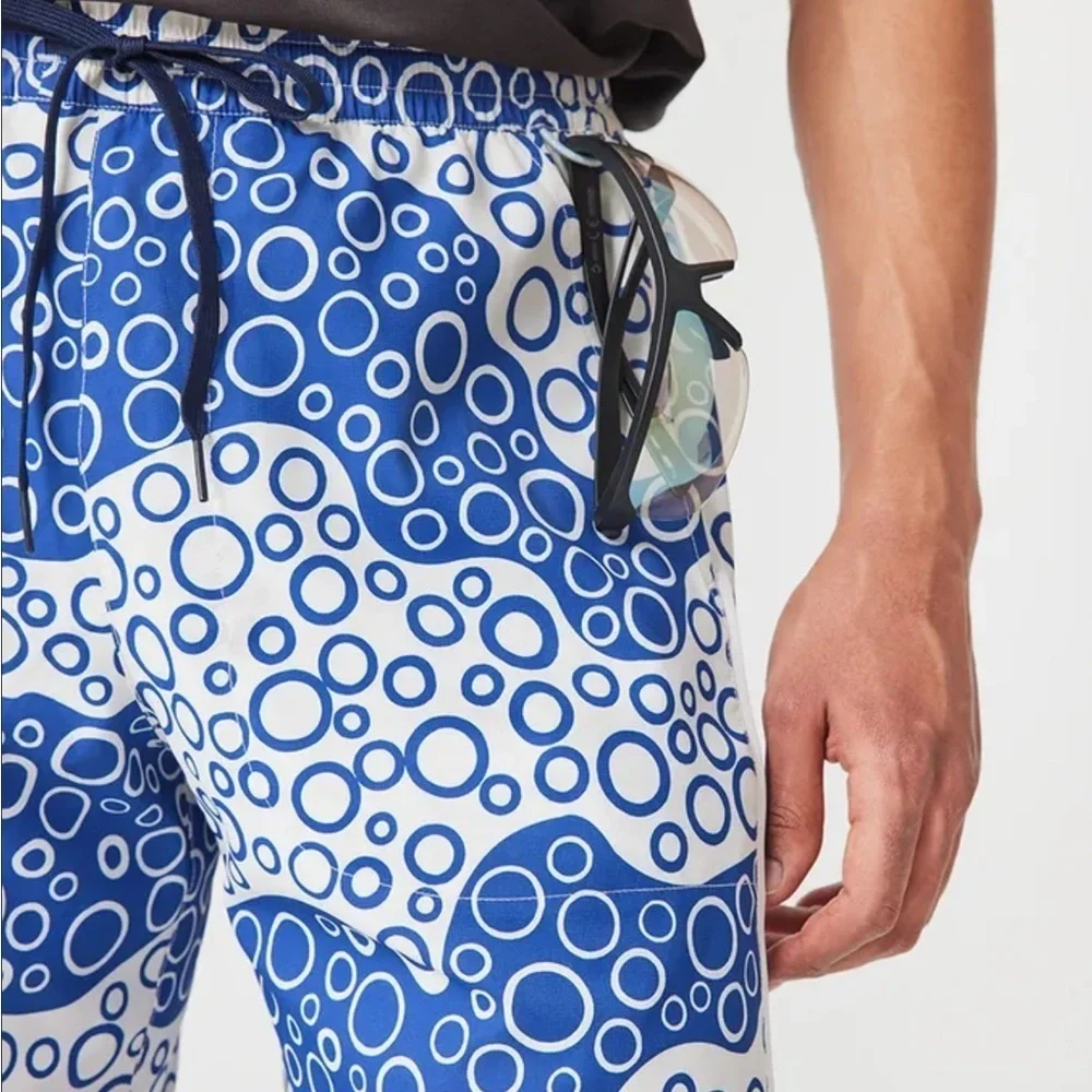 Outdoor voices 7” bubble print solar cool swim short, size small